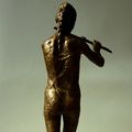 „Mała flecistka”, brąz patynowany, wys.: 50 cm